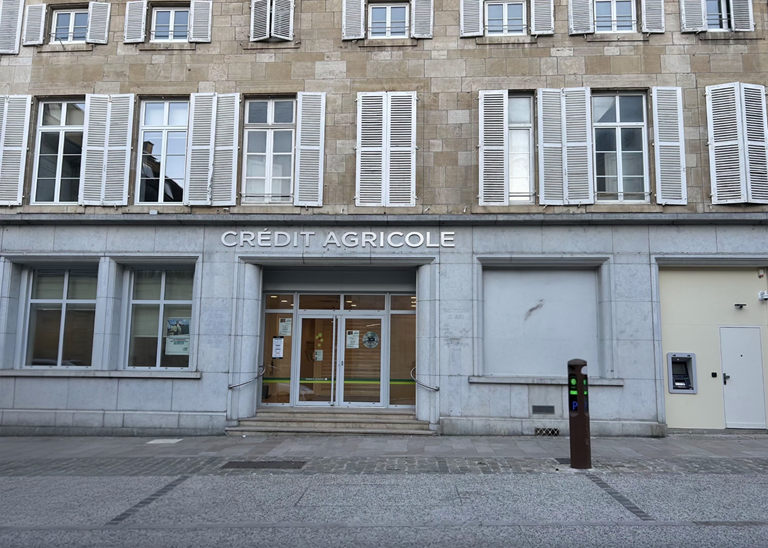 LANGRES - 24 PLACE DIDEROT 52200 Langres