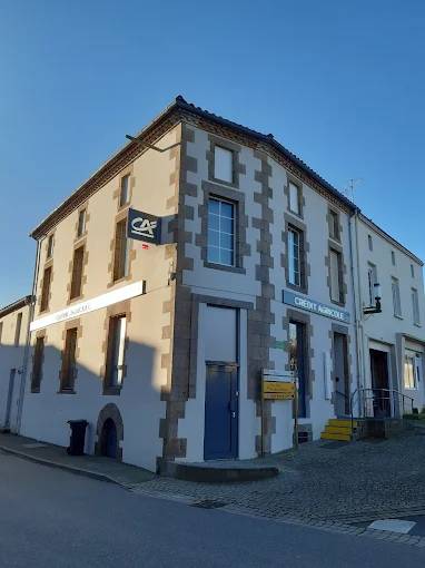 La Chaize-le-Vicomte - 1 place Saint-Jean 85310 La Chaize-le-Vicomte