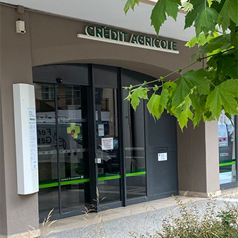DIVONNE LES BAINS - 57 Grande Rue           BP 1 01220 Divonne-les-Bains