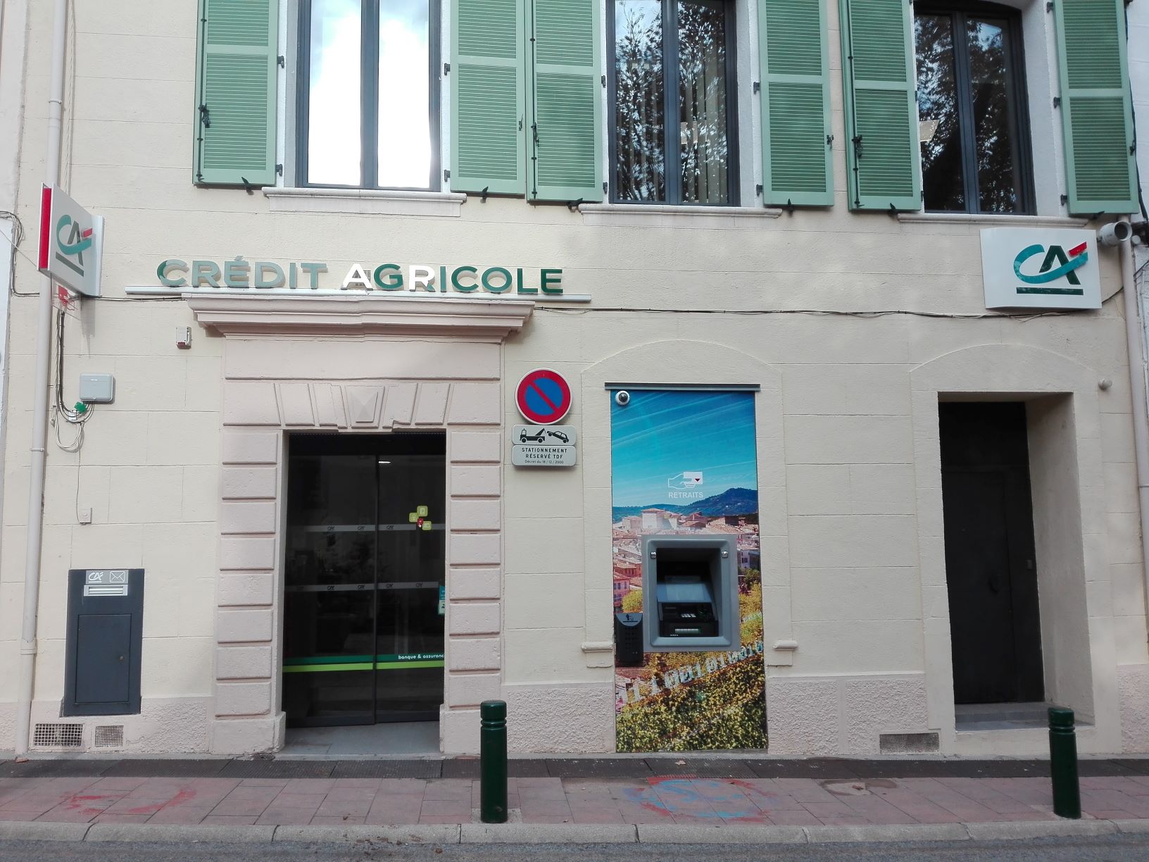 CARCES - Rue Maréchal Foch 83570 Carcès